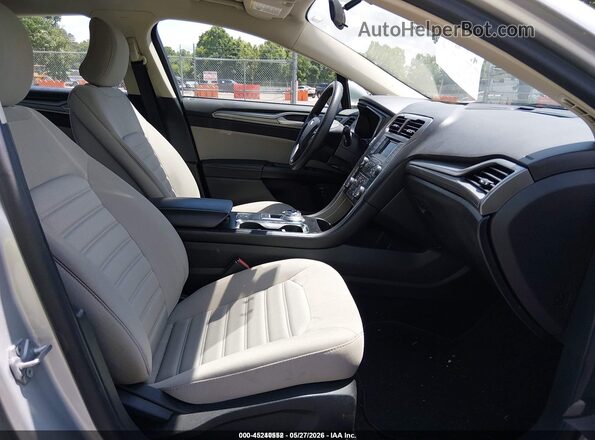 3FA6P0UU4JR281939 2018 FORD FUSION HYBRID Silver Vista interior delantera