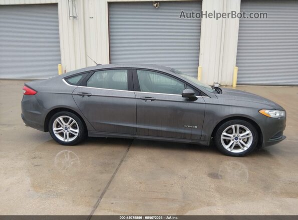 3FA6P0UU8JR273679 2018 FORD FUSION HYBRID Серый Вид задней части салона
