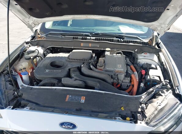 3FA6P0UU9JR235958 2018 FORD FUSION HYBRID White Հետևի տեսք