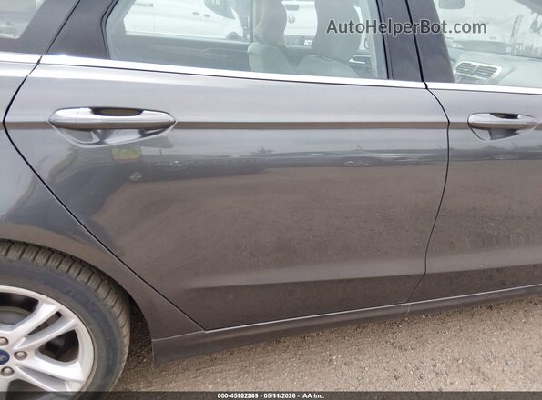 3FA6P0UUXJR235905 2018 FORD FUSION HYBRID Gray Вид задньої частини салону
