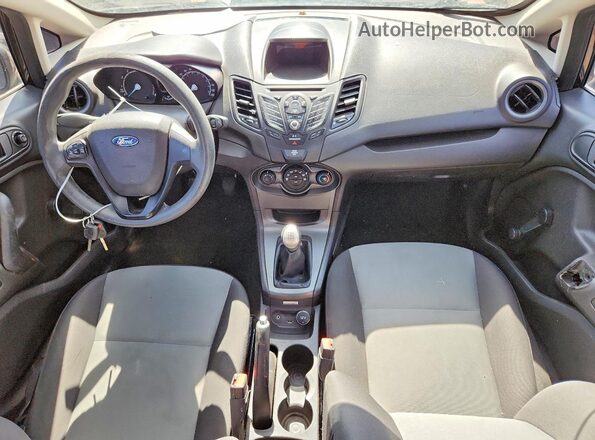 3FADP4AJ1GM128675 2016 FORD FIESTA Черный Вид панели приборов