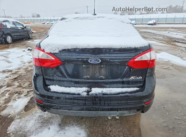 3FADP4AJ1GM128675 2016 FORD FIESTA Черный Вид сзади