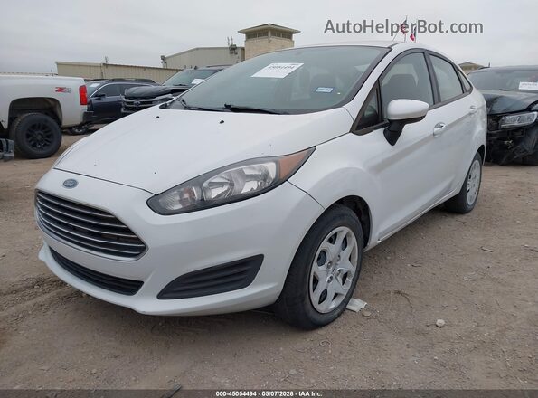 3FADP4AJ8JM112027 2018 FORD FIESTA Белый Передняя левая четверть