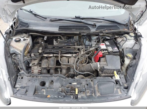 3FADP4AJ8JM112027 2018 FORD FIESTA Белый Вид сзади