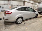2018 Ford Fiesta S Серебряный vin: 3FADP4AJ8JM134156