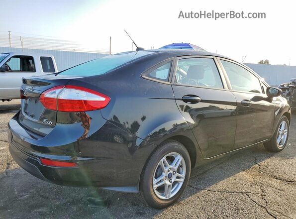 3FADP4BJ0HM132944 2017 FORD FIESTA Black Задня права чверть