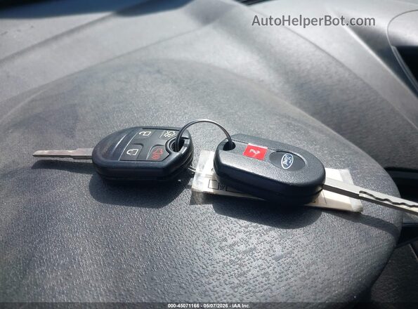 3FADP4BJ0JM110304 2018 FORD FIESTA Серебряный Вид панели приборов