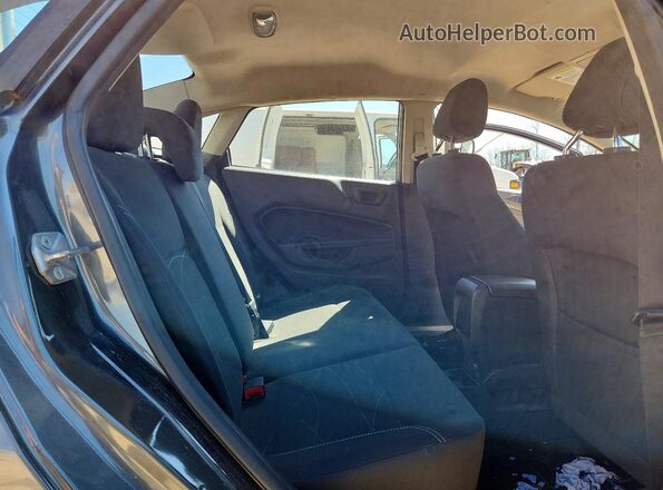 3FADP4BJ0JM122923 2018 FORD FIESTA Серый Вид задних сидений
