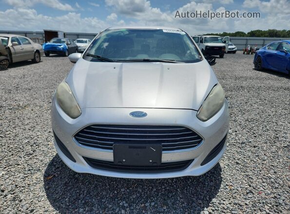 3FADP4BJ0KM154384 2019 FORD FIESTA Серебряный Вид спереди