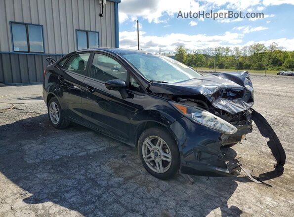 3FADP4BJ2JM142235 2018 FORD FIESTA Черный Передняя правая четверть