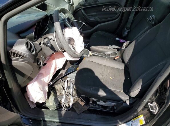 3FADP4BJ2JM142235 2018 FORD FIESTA Черный Вид салона спереди