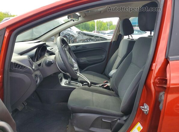 3FADP4BJ2KM108619 2019 FORD FIESTA Оранжевый Вид салона спереди
