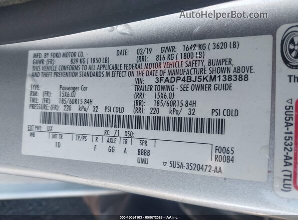 3FADP4BJ5KM138388 2019 FORD FIESTA Silver Vista del compartimento del motor