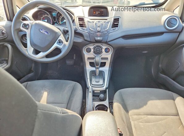 3FADP4BJ6KM163459 2019 FORD FIESTA Серый Вид панели приборов