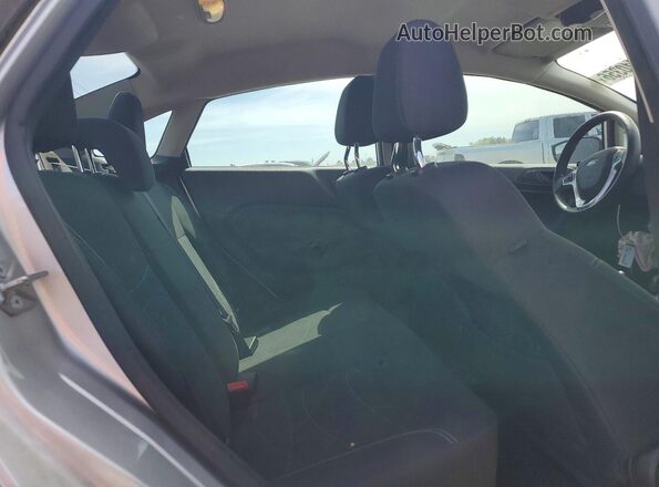 3FADP4BJ7KM132172 2019 FORD FIESTA Серебряный Вид задних сидений