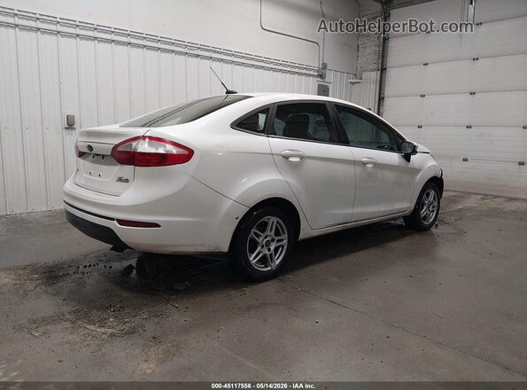 3FADP4BJ8JM122975 2018 FORD FIESTA Белый Задняя правая четверть