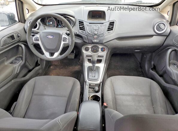 3FADP4BJXJM104414 2018 FORD FIESTA Серый Вид панели приборов