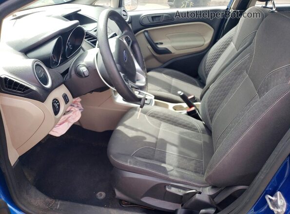 3FADP4EJ0JM107981 2018 FORD FIESTA Синий Вид салона спереди