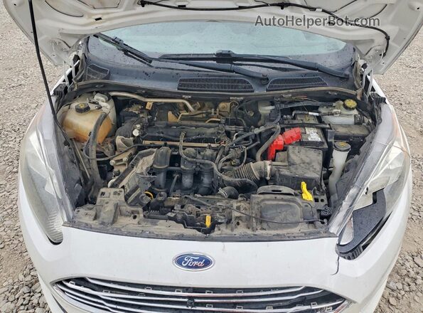 3FADP4EJ1HM158819 2017 FORD FIESTA Белый Вид задней части салона