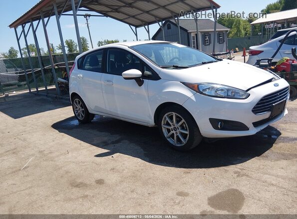 3FADP4EJ2KM105876 2019 FORD FIESTA Белый Передняя правая четверть