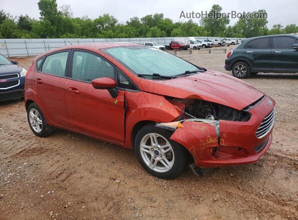 3FADP4EJ4JM102105 2018 FORD FIESTA Красный Передняя правая четверть