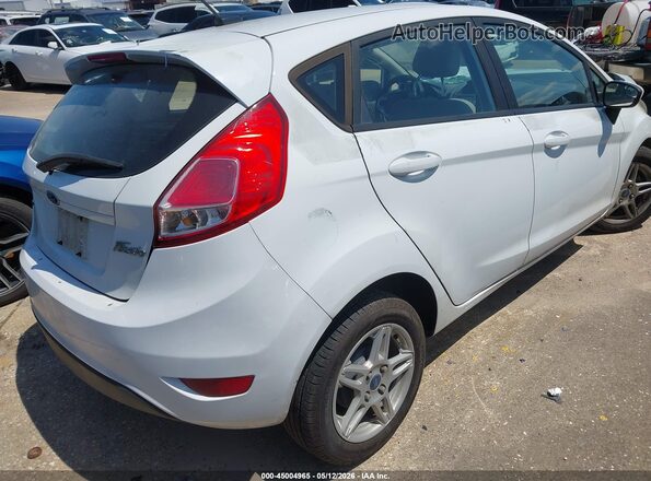 3FADP4EJ6HM171582 2017 FORD FIESTA Белый Задняя правая четверть