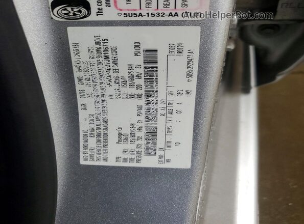 3FADP4EJ7JM106715 2018 FORD FIESTA Silver Vista del compartimento del motor