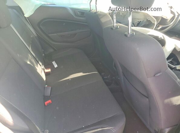 3FADP4EJ7JM116791 2018 FORD FIESTA Белый Вид задних сидений