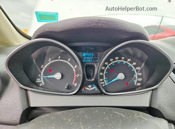 3FADP4EJ8HM157635 2017 FORD FIESTA White Instrument cluster view