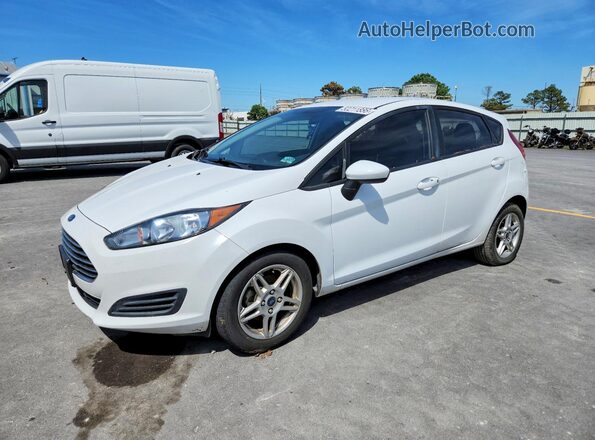 3FADP4EJ9KM147526 2019 FORD FIESTA Белый Передняя левая четверть