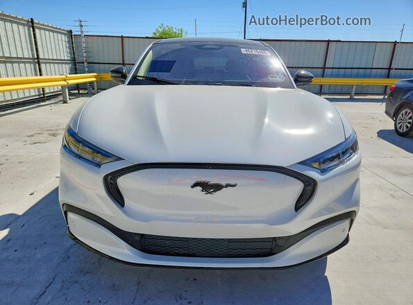 3FMTK3R47PMA68555 2023 FORD MUSTANG Белый Вид спереди