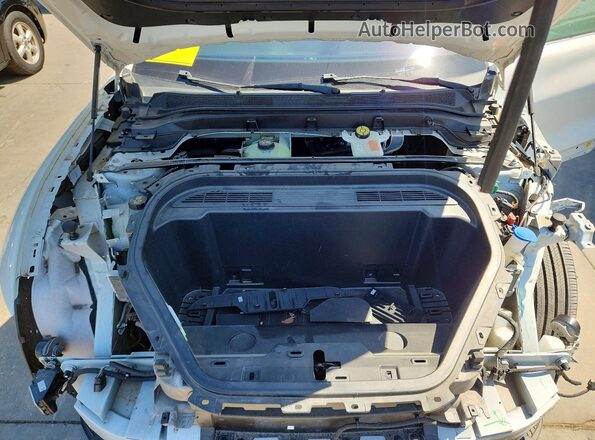 3FMTK3R77NMA01252 2022 FORD MUSTANG White Widok wnętrza z tyłu