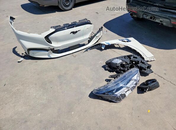 3FMTK3R77NMA01252 2022 FORD MUSTANG White Widok komory silnika