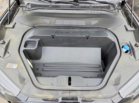 3FMTK3R79SMA14743 2025 FORD MUSTANG Черный Вид подкапотного пространства