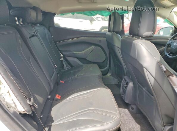 3FMTK3S59PMB03597 2023 FORD MUSTANG White Vista de los asientos traseros