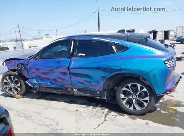 3FMTK3SS2NMA43732 2022 FORD MUSTANG MACH-E Purple სალონის 360-გრადუსიანი ხედი