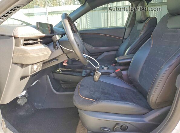3FMTK4SE5NMA14869 2022 FORD MUSTANG Белый Вид салона спереди