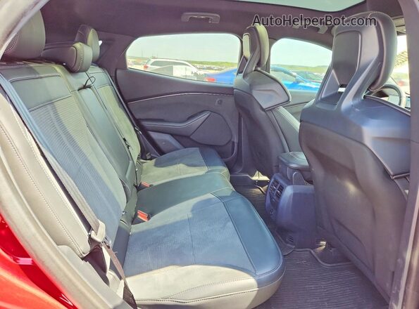 3FMTK4SX6PMA11998 2023 FORD MUSTANG Красный Вид задней части салона