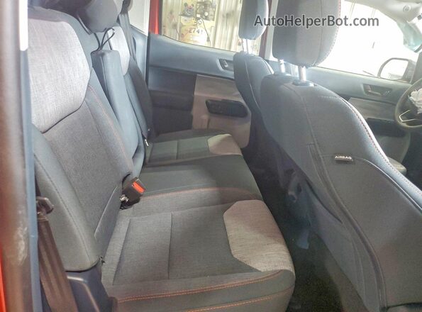 3FTTW8F97PRB01465 2023 FORD MAVERICK Red Вид задніх сидінь