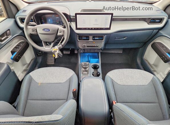 3FTTW8JA4SRA97210 2025 FORD MAVERICK Зеленый Вид панели приборов