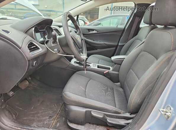 3G1BC5SM2HS552898 2017 CHEVROLET CRUZE Blue Widok wnętrza z przodu