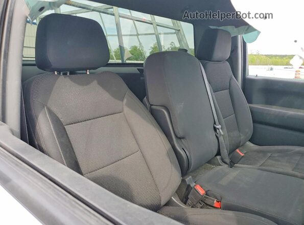 3GCNAAED9NG580744 2022 CHEVROLET SILVERADO White Widok tylnych siedzeń
