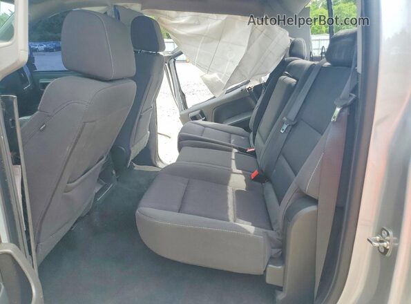 3GCPCREC3JG313926 2018 CHEVROLET SILVERADO Серебряный Вид задних сидений