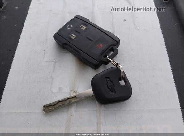 3GCPCREC4JG130096 2018 CHEVROLET SILVERADO White Widok deski rozdzielczej