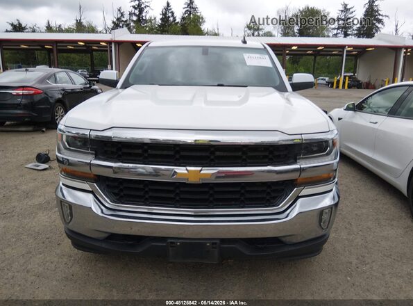 3GCPCREC4JG130096 2018 CHEVROLET SILVERADO White Widok wnętrza z tyłu