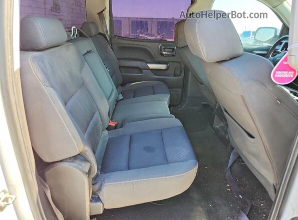 3GCPCREC4JG148999 2018 CHEVROLET SILVERADO White Widok tylnych siedzeń