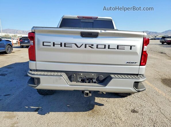 3GCPWDED3LG226873 2020 CHEVROLET SILVERADO Серебряный Вид сзади