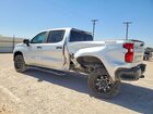 2020 Chevrolet Silverado K1500 Lt Trail Boss Серебряный vin: 3GCPYFED5LG118826