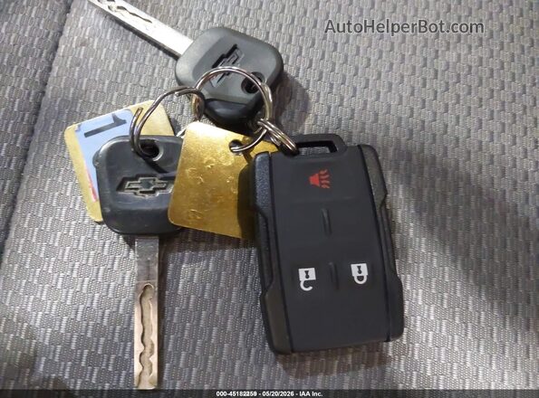 3GCUKNEH2GG301477 2016 CHEVROLET SILVERADO Silver Widok deski rozdzielczej