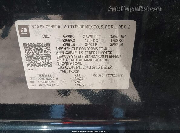 3GCUKPEC7JG126652 2018 CHEVROLET SILVERADO Black Vista del compartimento del motor